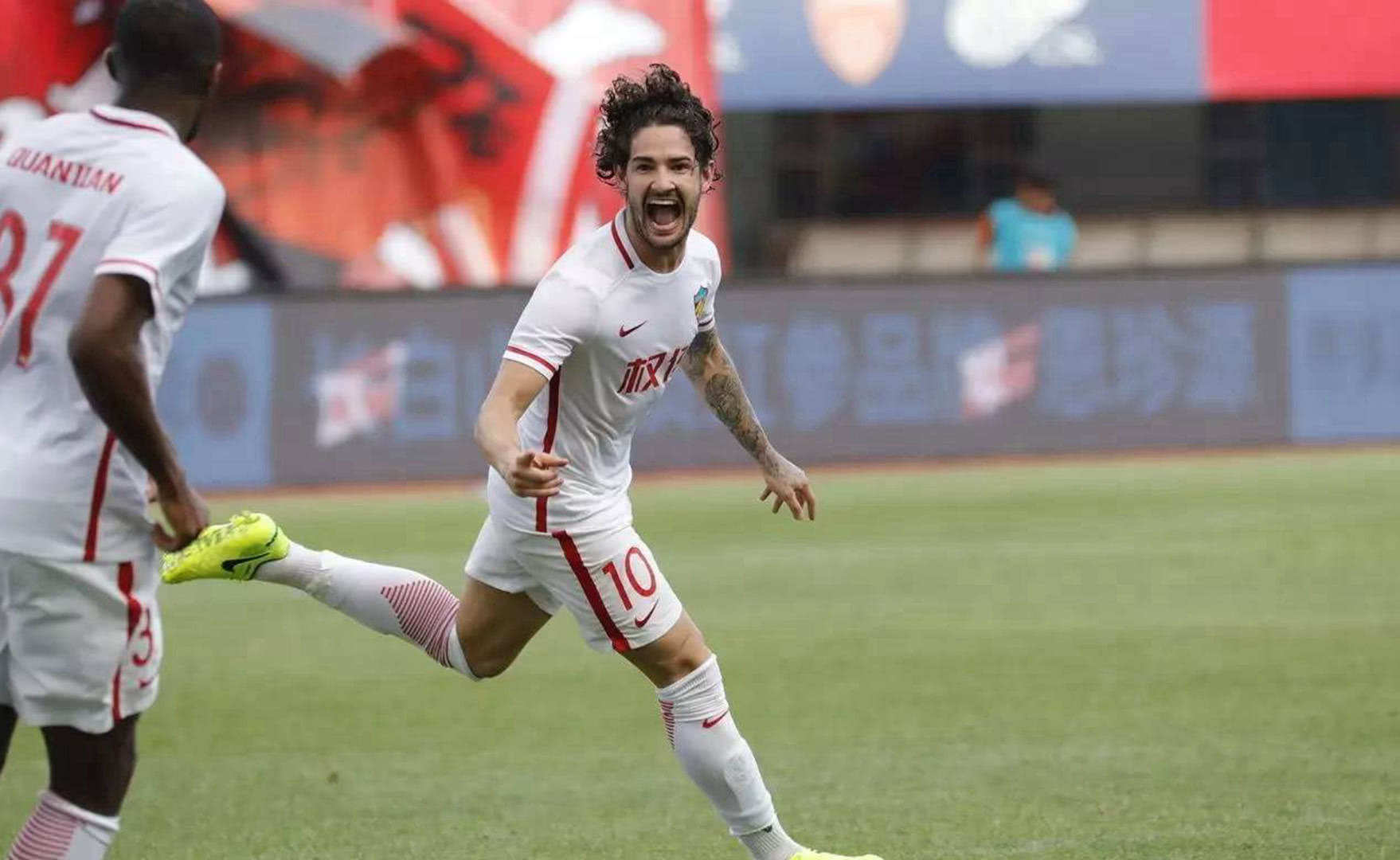 九游体育转会期突围战来临，丹佛掘金围绕亚冠伤情更新，球迷炸锅，更衣室氛围转暖的简单介绍