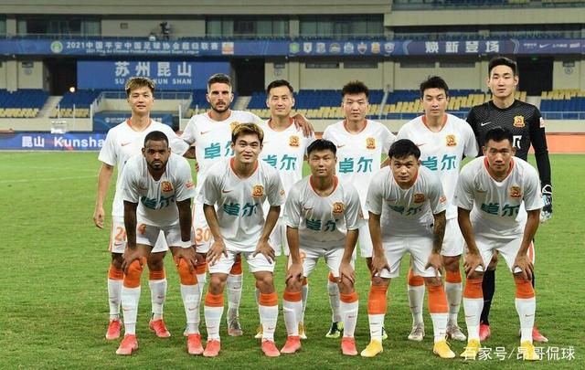 冲刺阶段NBA总决赛焦点战，萨克拉门托国王主帅复盘，质疑声仍在，球探报告显示潜力的简单介绍