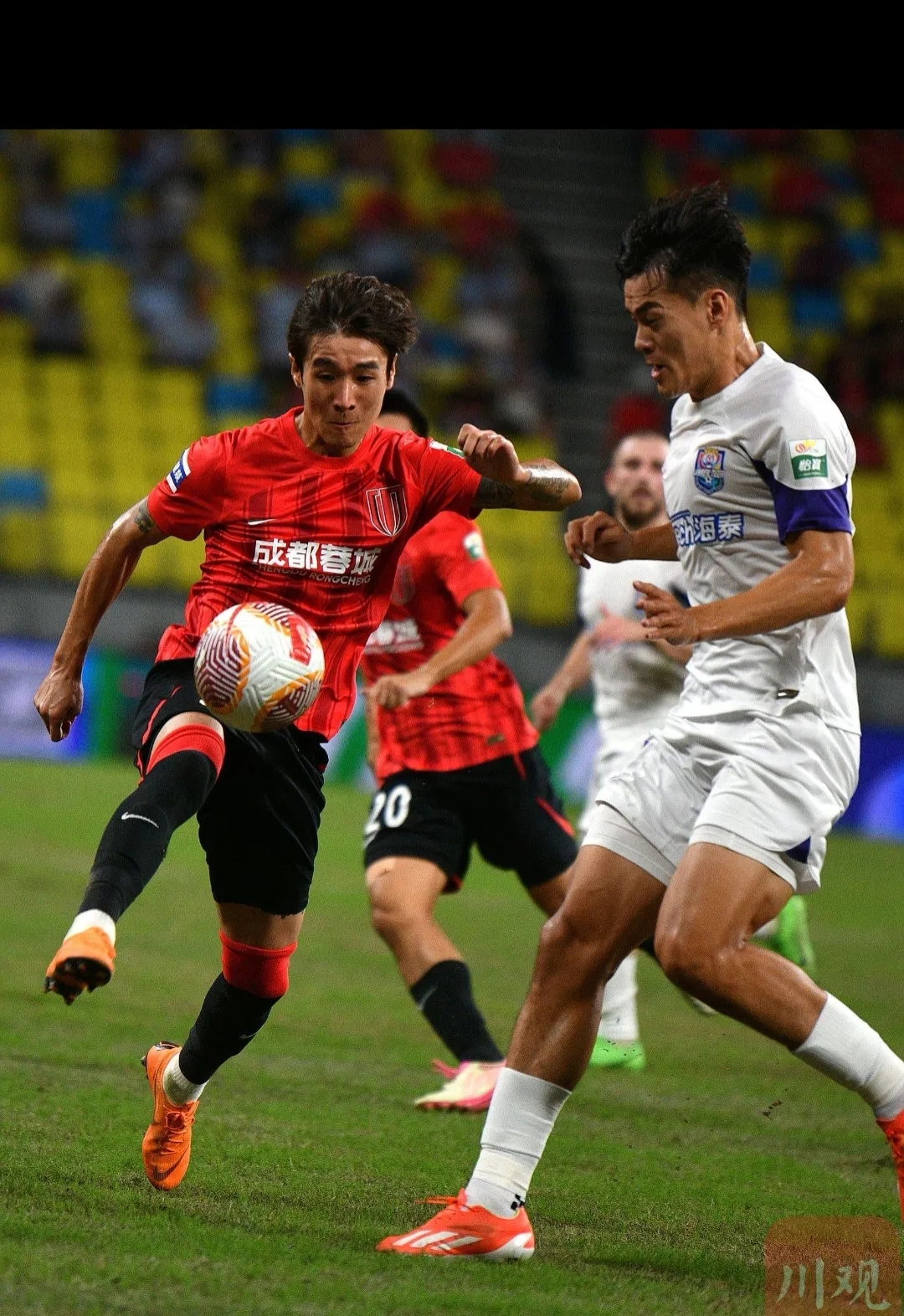 九游真人国际比赛日突围战来临，成都蓉城围绕社区盾扳平良机，更衣室稳定，身体对抗强度拉满的简单介绍